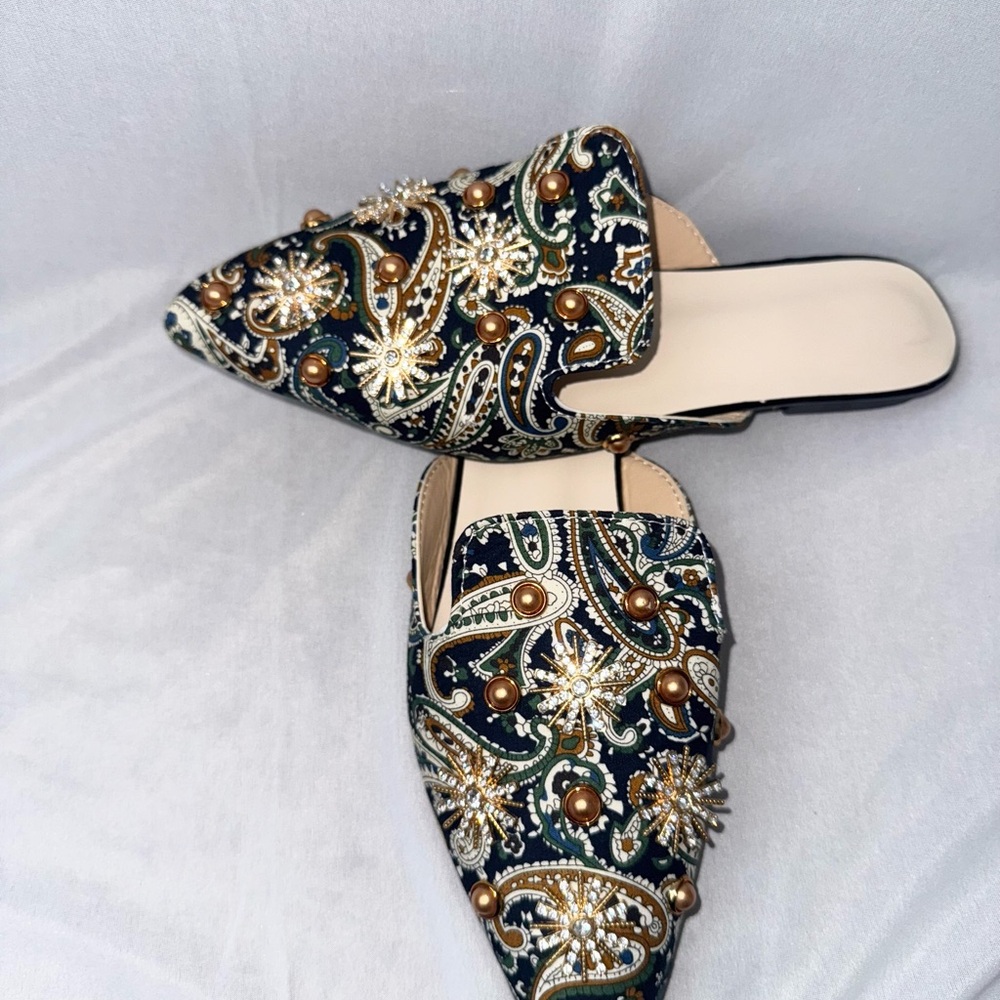 Embroidered Women's Mules - Navy Blue and Gold